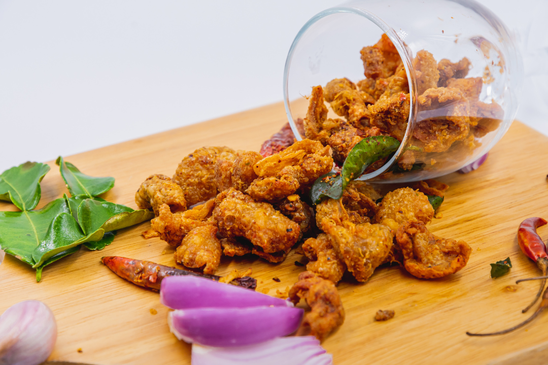 Corn and Soy-Free Cooked Crispy Chicken-Skin Low Pufa For-Sale Apsey Farms