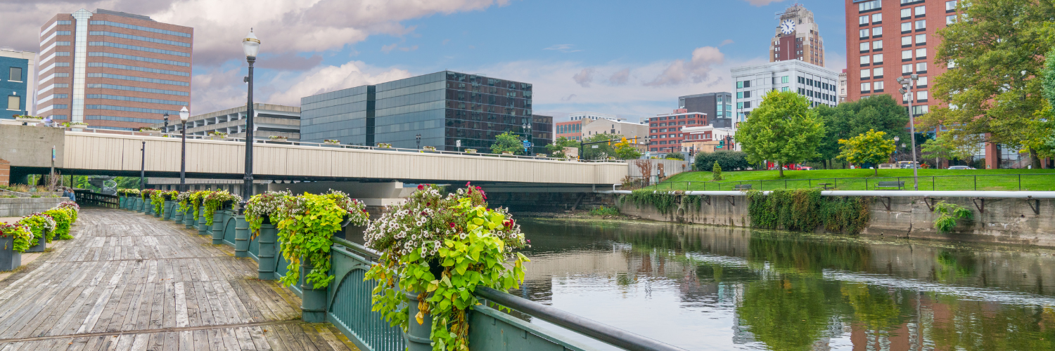Downtown Lansing River Corn-and-Soy Free Chicken Delivery Apsey Farms