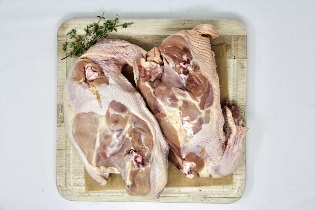 Low PUFA Corn and Soy-Free Chicken Backs Uncooked Regenerative Farm Products Delivered Apsey Farms Midwest USA